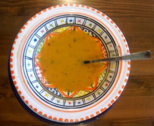 Biggarten mit neuem Geschirr